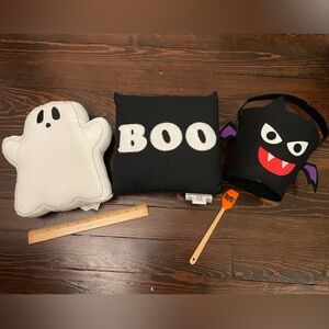 Halloween Ghost and Bat Decor Set